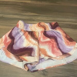 CALIA by Carrie Underwood Marble Print Athletic Shorts in Coral, Lavender, Mauve